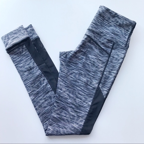 Mesh Panel Stirrup Workout / Yoga Pants - Picture 4 of 8